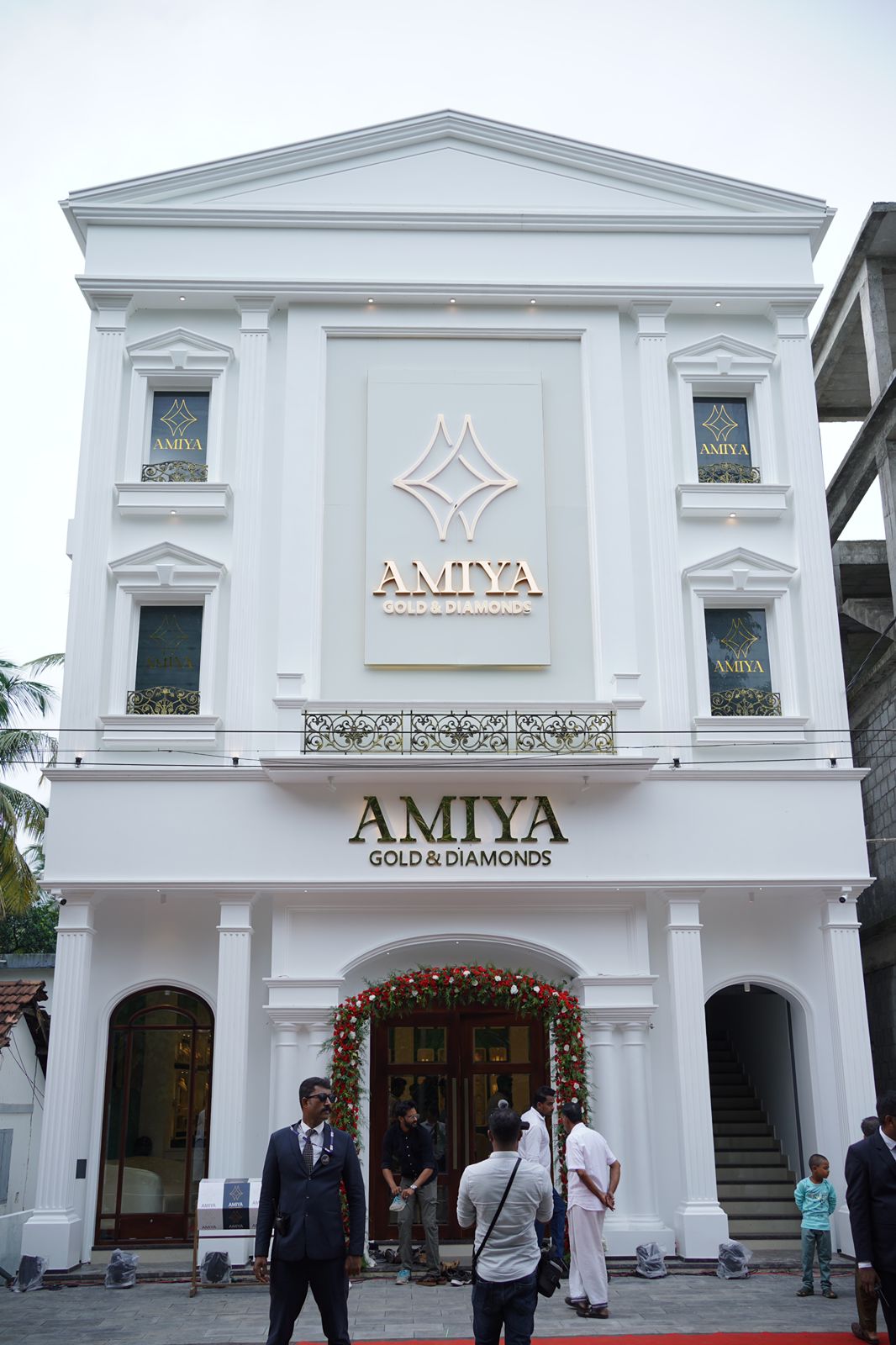 Amiya Gold & Diamonds